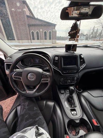 2019 Jeep Cherokee Latitude Plus