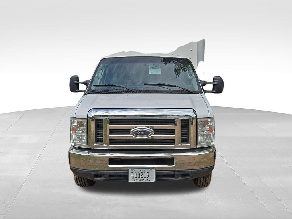 2014 Ford E-450SD Base DRW