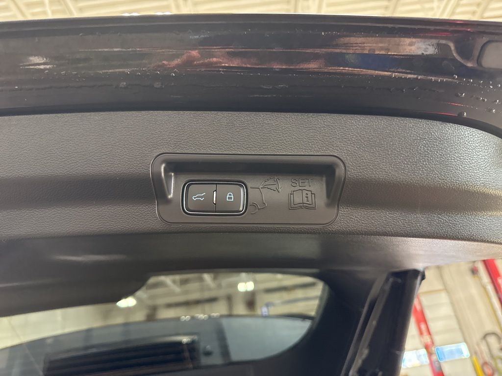 2020 Ford Explorer Base