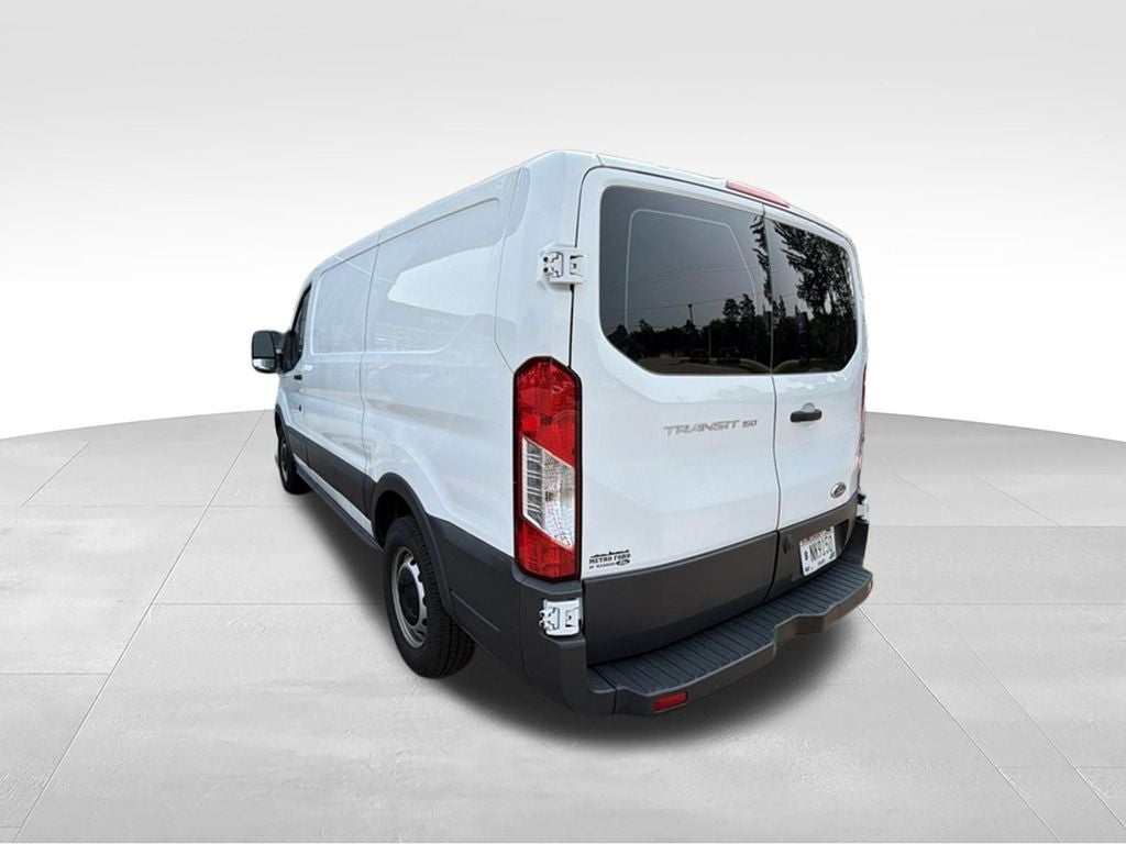 2017 Ford Transit-150 130 WB Low Roof Cargo
