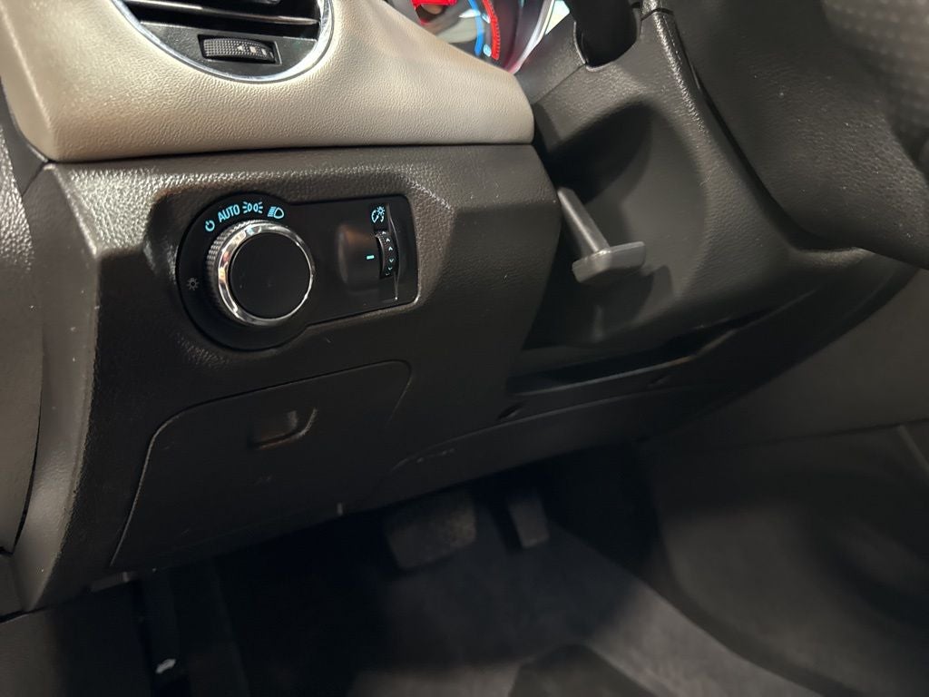 2013 Chevrolet Cruze LS