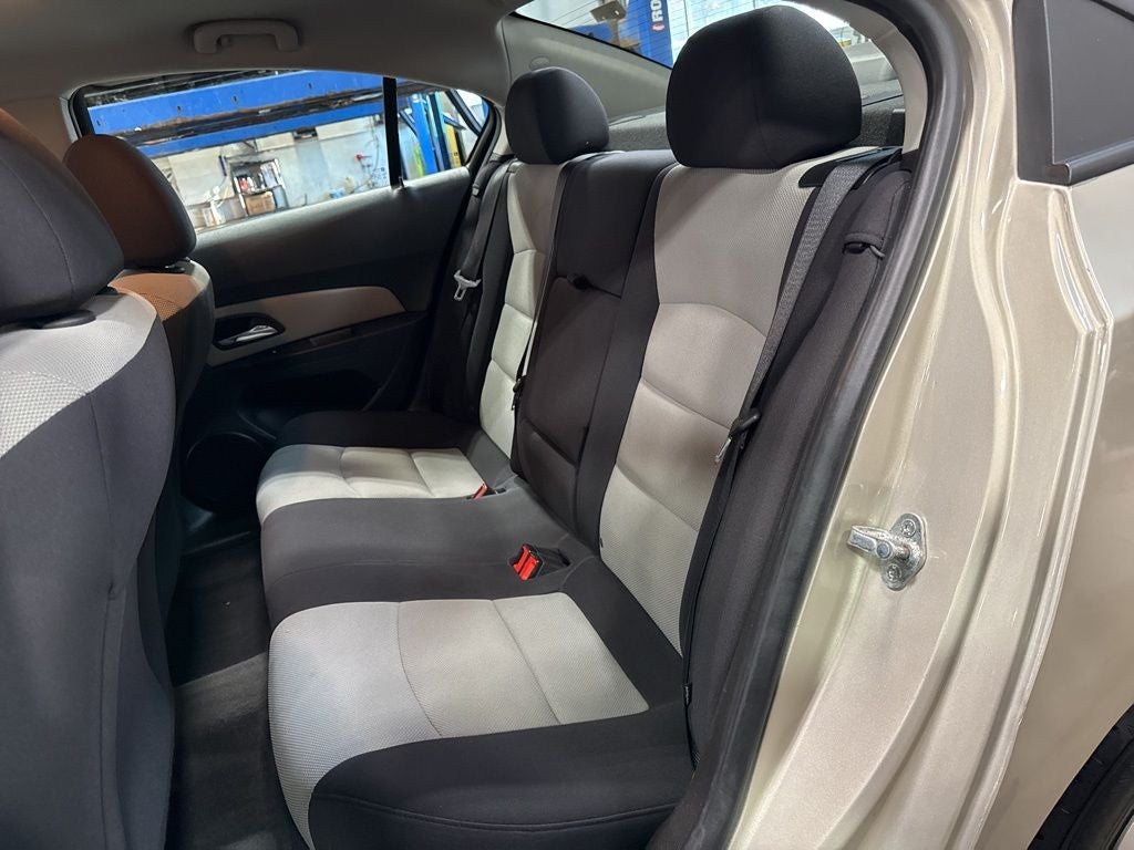 2013 Chevrolet Cruze LS