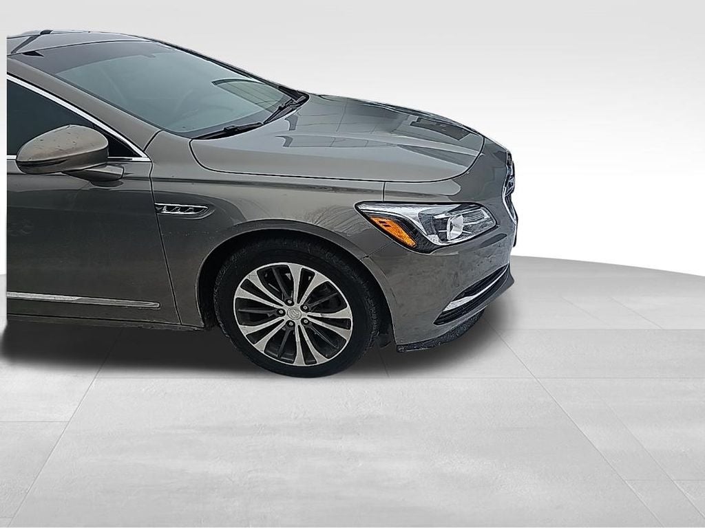 2018 Buick LaCrosse Essence