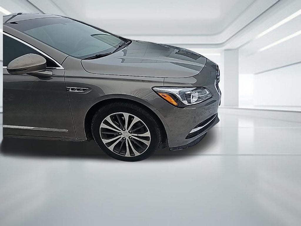 2018 Buick LaCrosse Essence