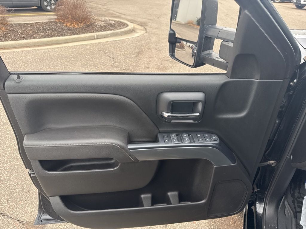 2018 Chevrolet Silverado 1500 LT LT1