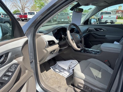 2021 Chevrolet Traverse LT Cloth