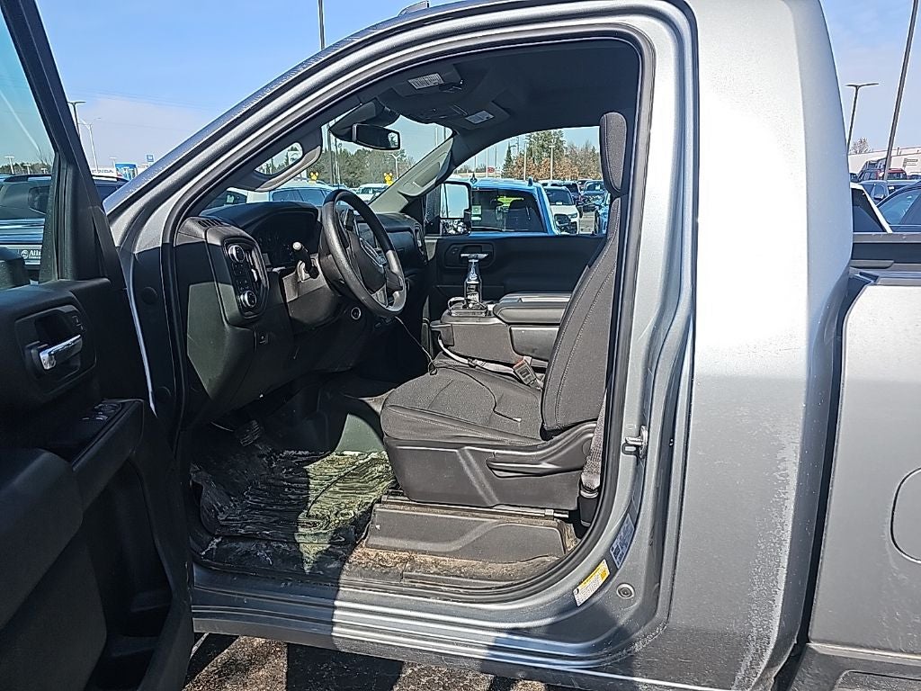 2024 GMC Sierra 2500HD Pro