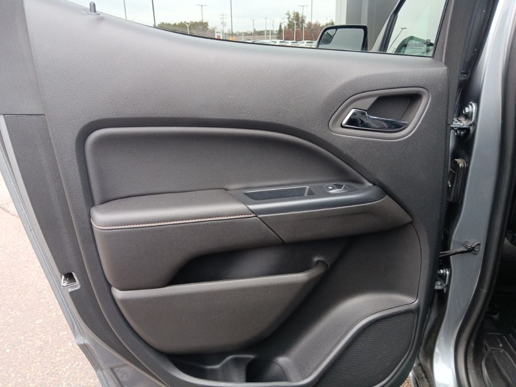 2022 GMC Canyon AT4 w/Cloth