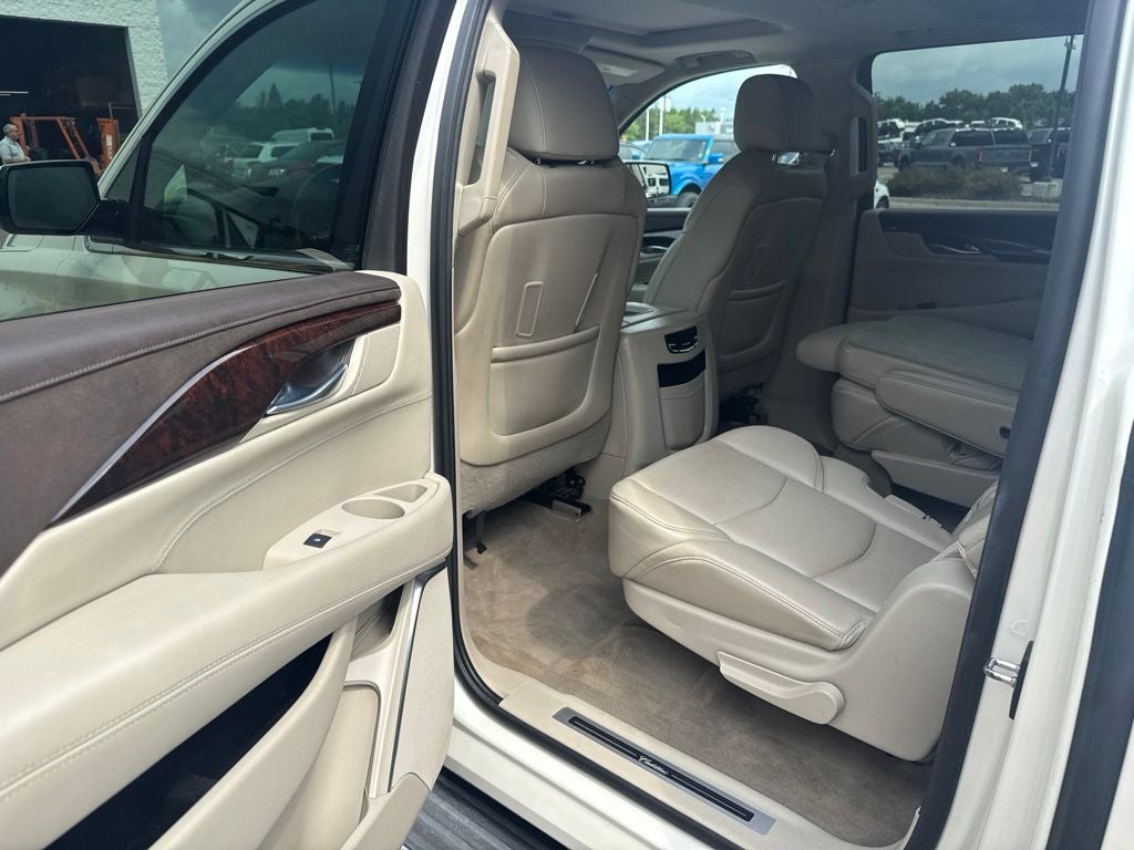 2015 Cadillac Escalade ESV Luxury
