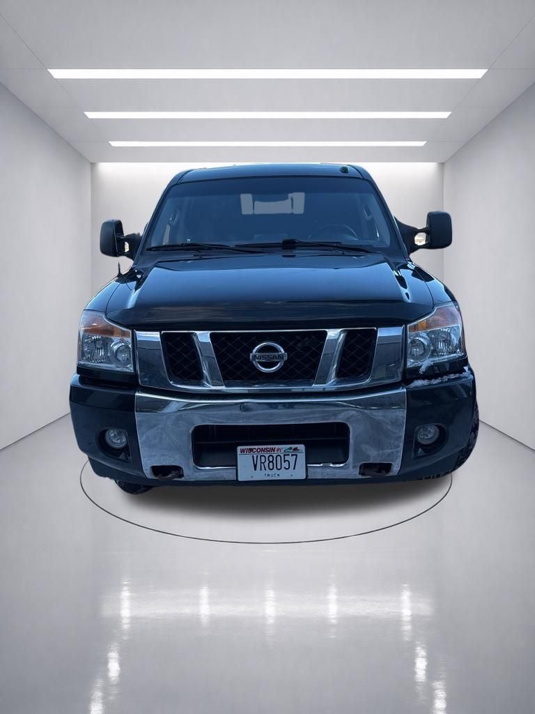 2014 Nissan Titan SV