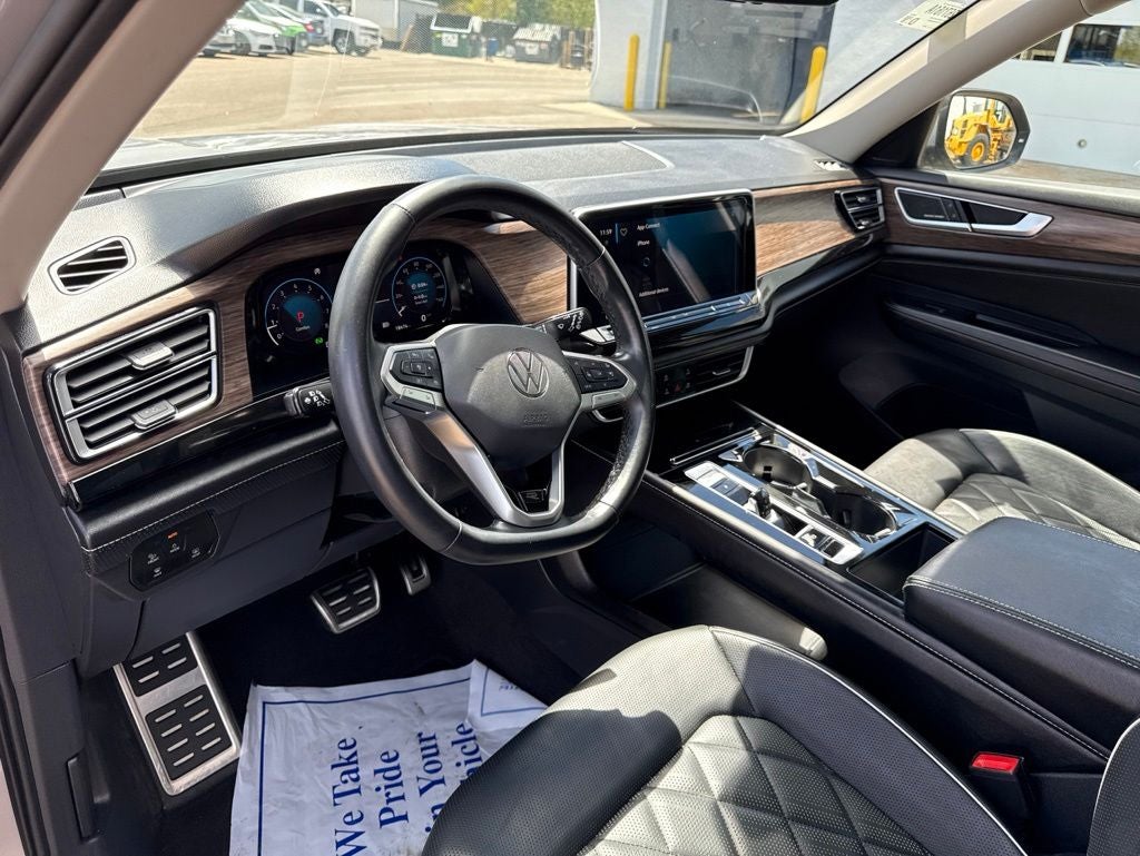 2024 Volkswagen Atlas 2.0T SEL Premium R-Line