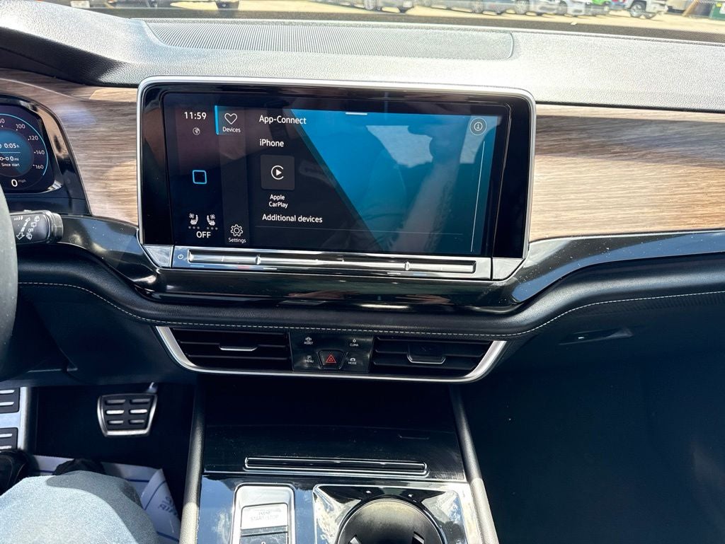 2024 Volkswagen Atlas 2.0T SEL Premium R-Line
