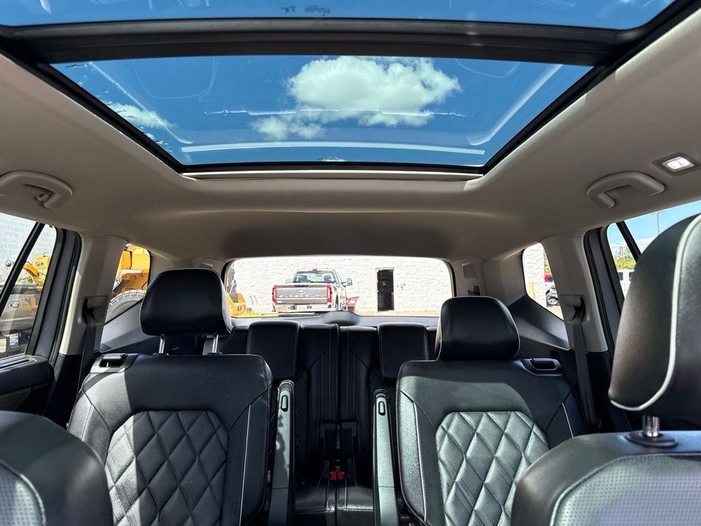 2024 Volkswagen Atlas 2.0T SEL Premium R-Line
