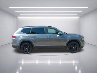 2023 Volkswagen Atlas 3.6 SE w/ Technology
