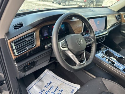 2025 Volkswagen Atlas 2.0T SE w/Technology