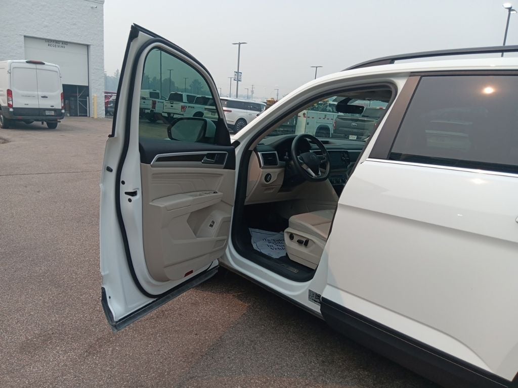 2023 Volkswagen Atlas 3.6 SE w/ Technology
