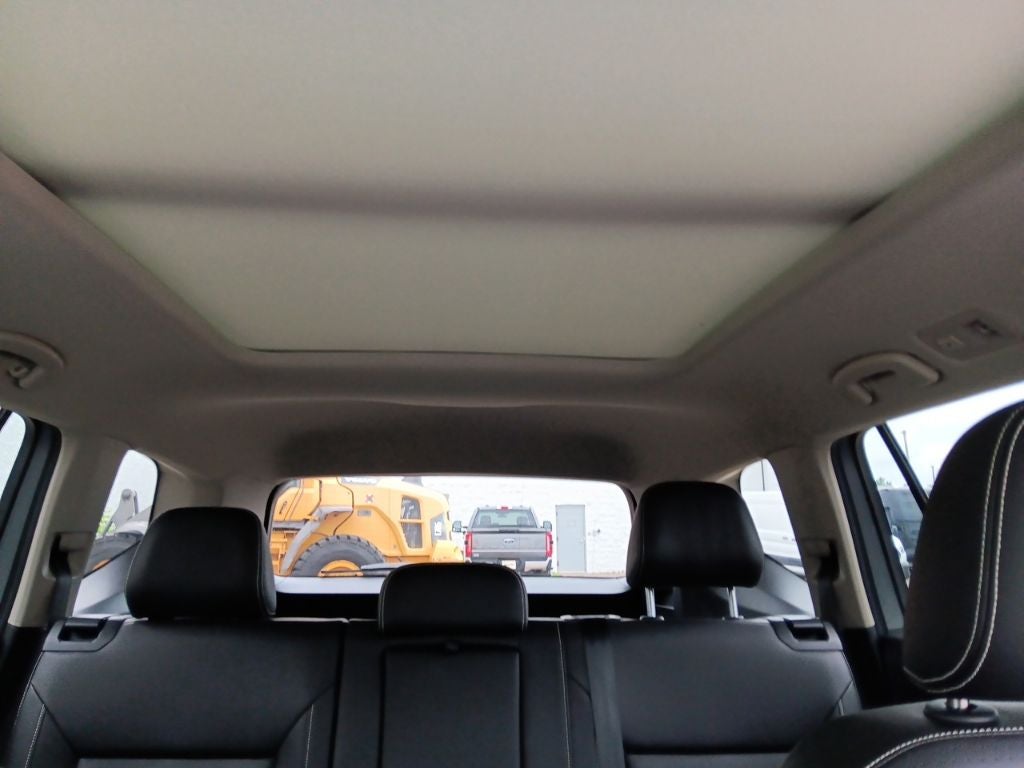 2023 Volkswagen Atlas 3.6 SE w/ Technology