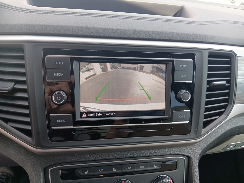 2022 Volkswagen Atlas Cross Sport 2.0T SE