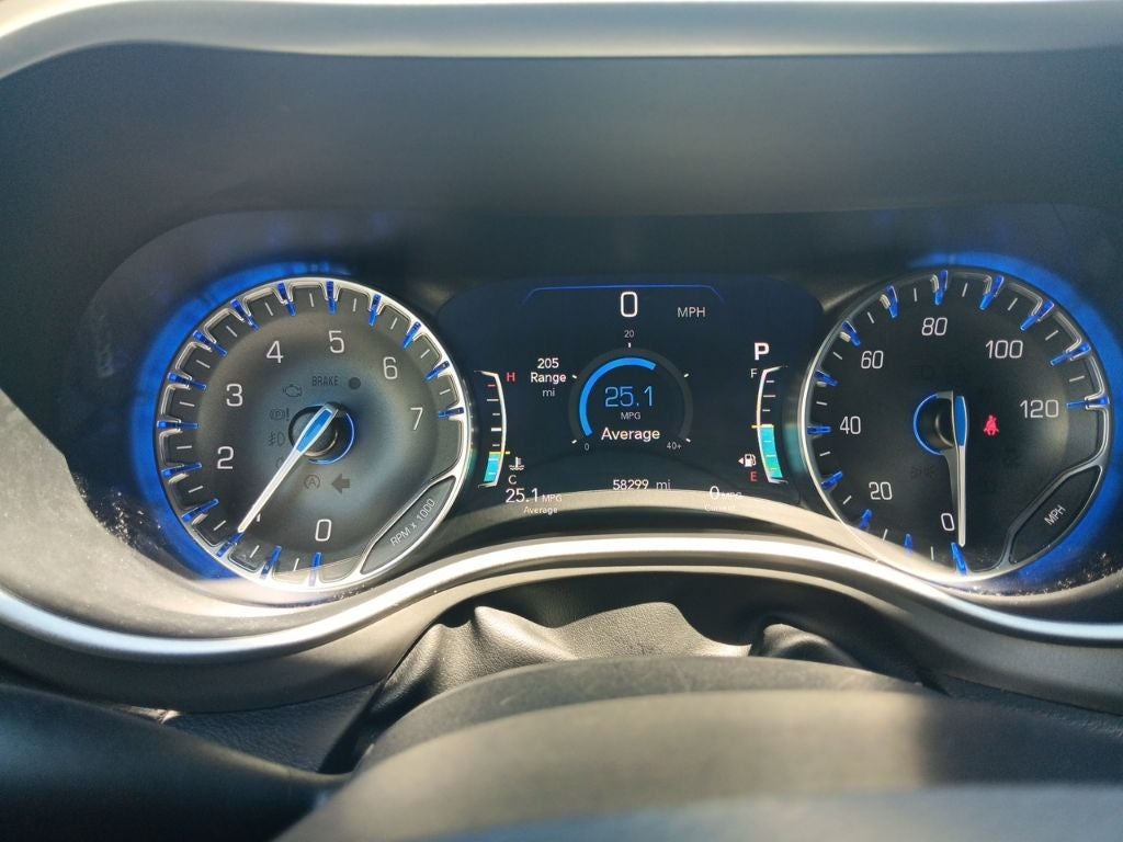 2025 Chrysler Pacifica Select