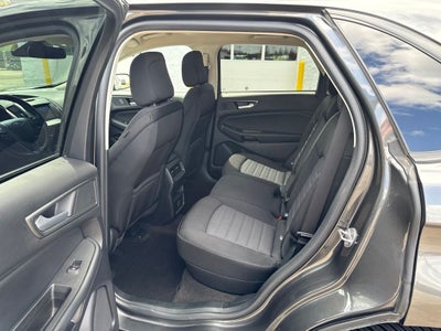 2020 Ford Edge SE