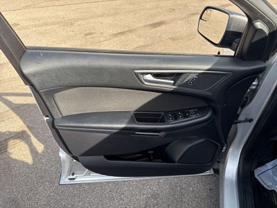 2018 Ford Edge SE