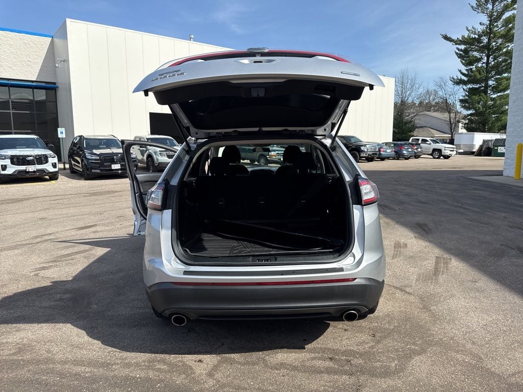 2018 Ford Edge SE