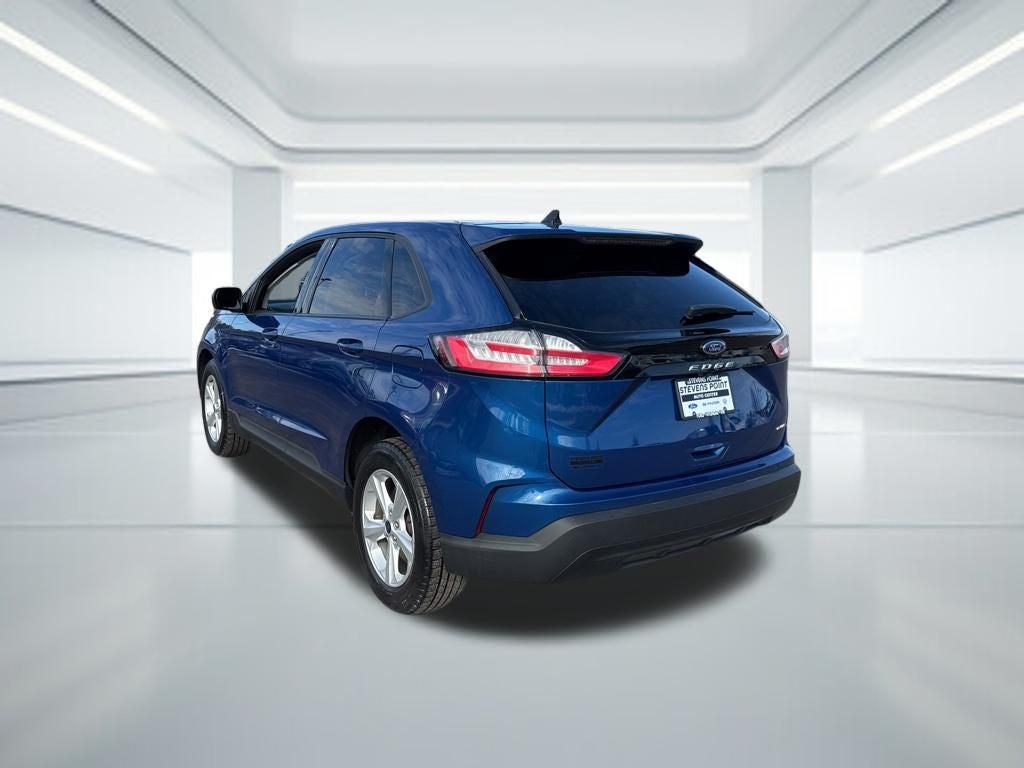 2022 Ford Edge SE