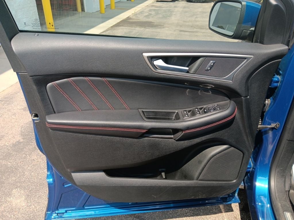 2023 Ford Edge ST Line