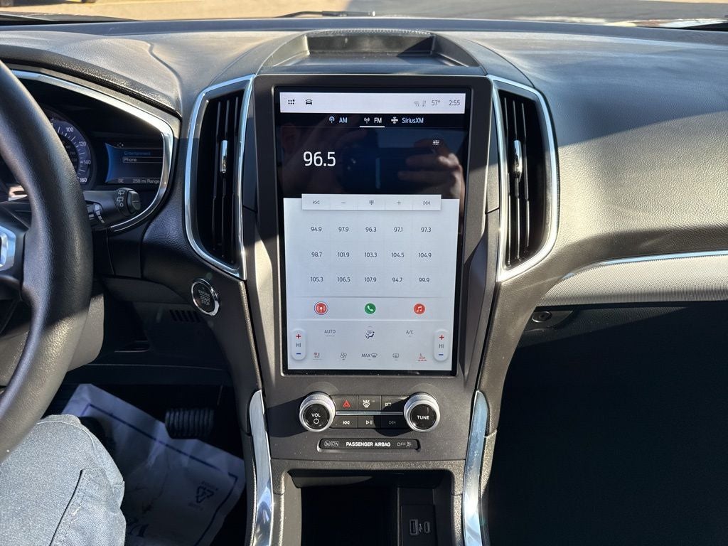 2021 Ford Edge Titanium