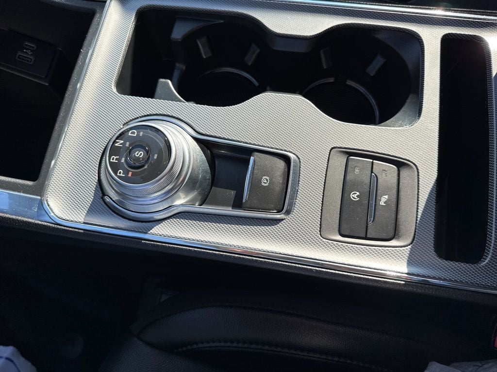 2021 Ford Edge Titanium