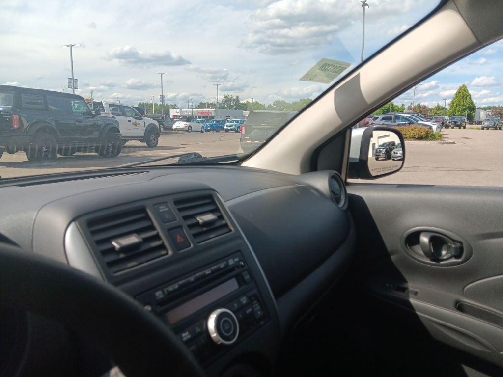 2012 Nissan Versa 1.6 SV