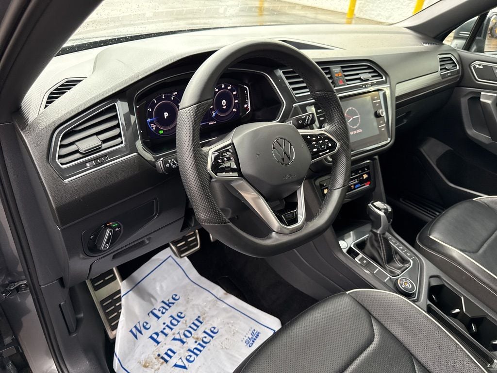 2022 Volkswagen Tiguan 2.0T SEL R-Line