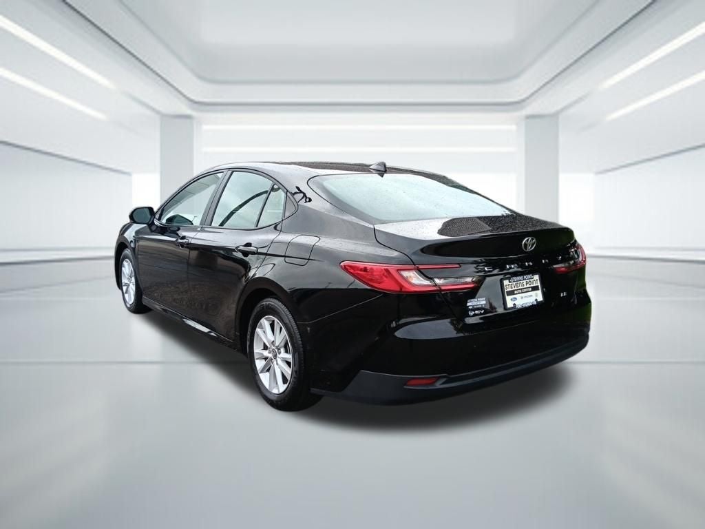 2025 Toyota Camry LE HYBRID