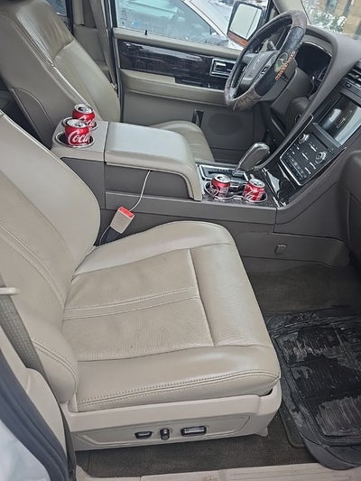 2017 Lincoln Navigator Select