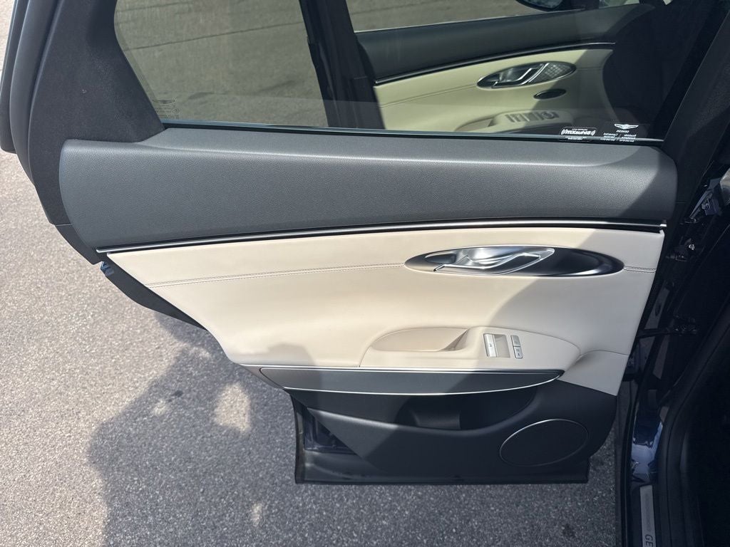 2024 Genesis GV70 2.5T