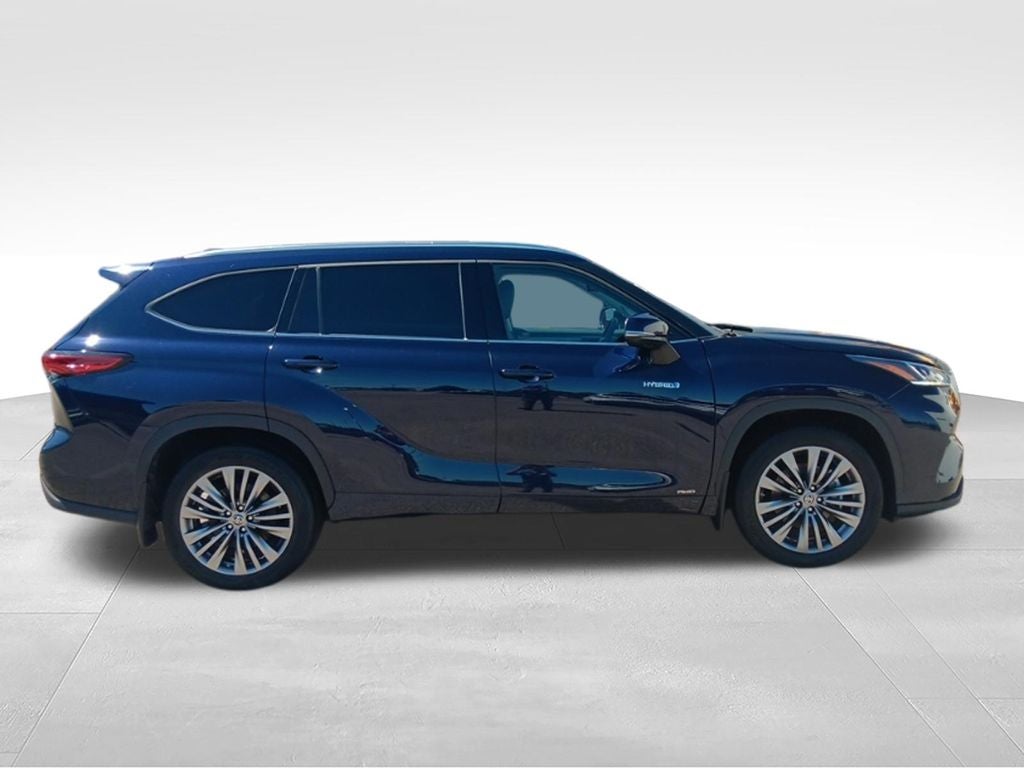 2020 Toyota Highlander Hybrid Platinum