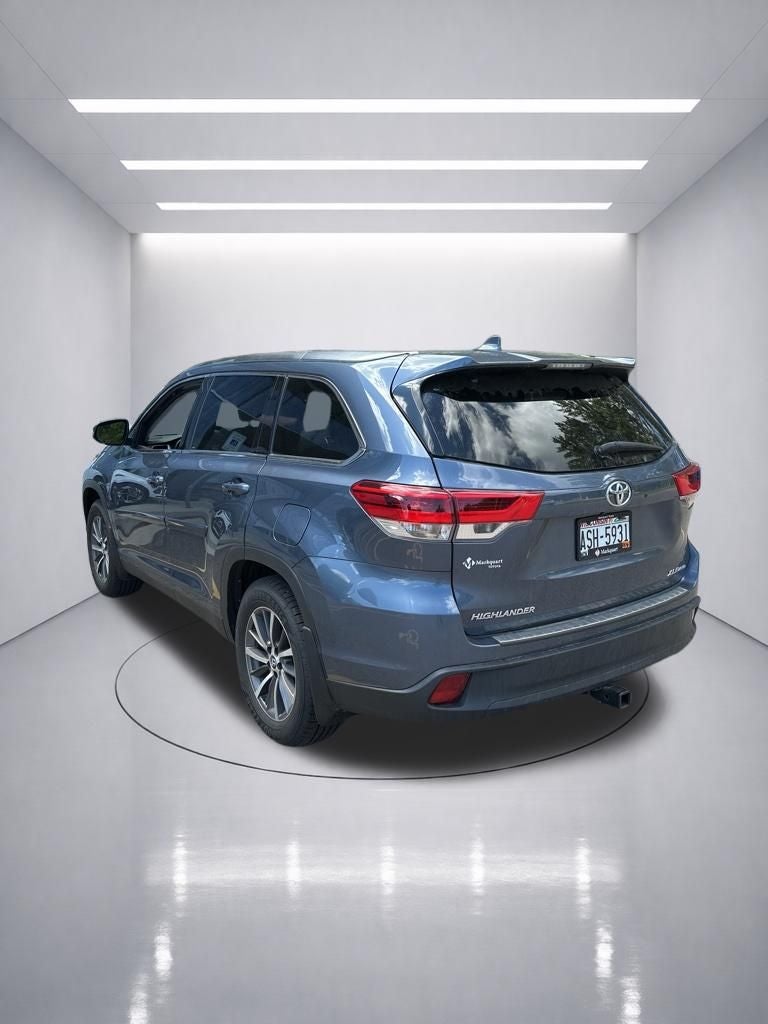 2019 Toyota Highlander SE