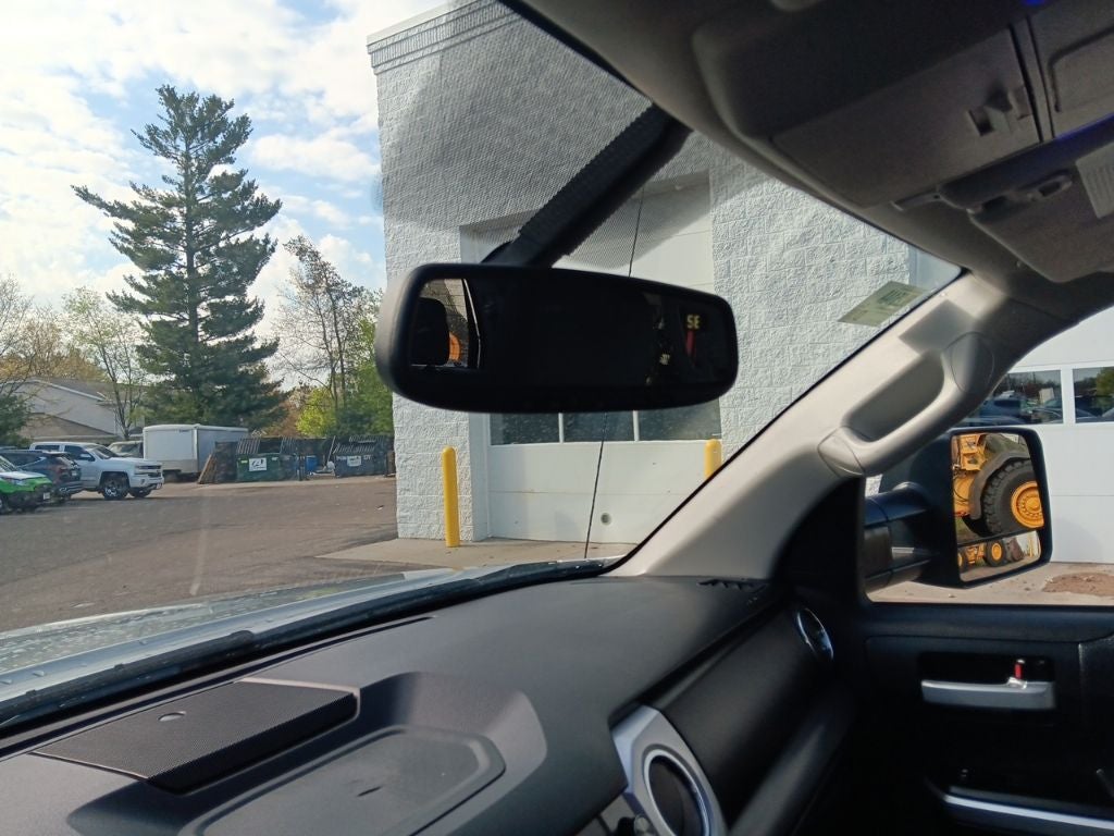 2016 Toyota Tundra SR5