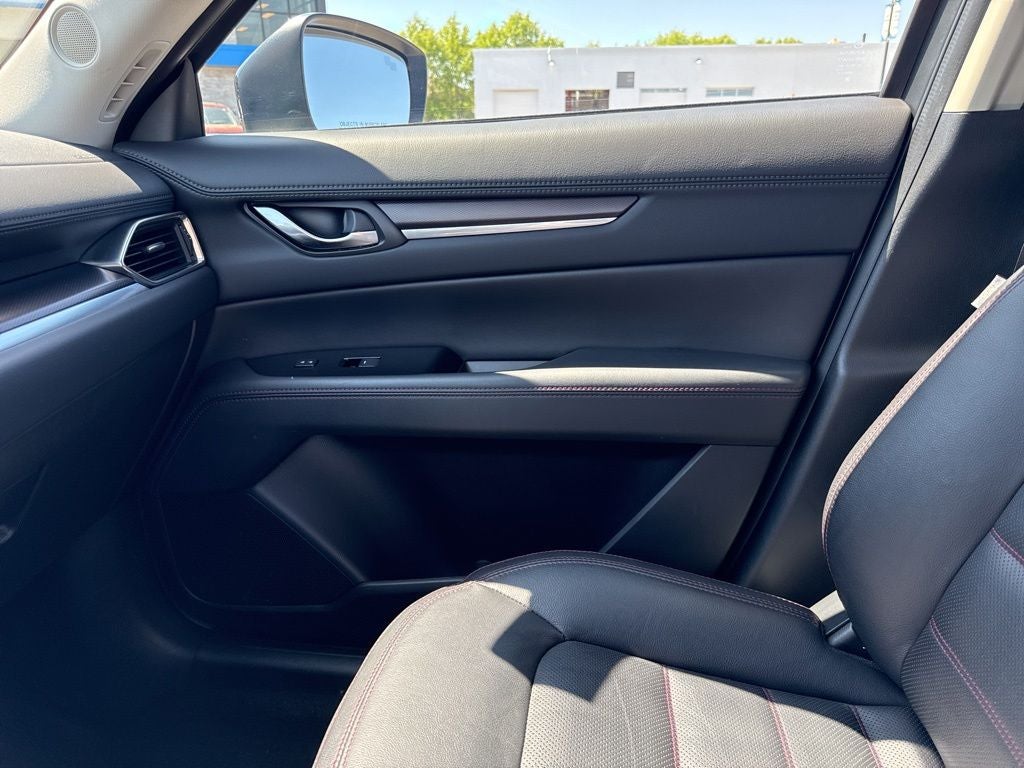 2022 Mazda Mazda CX-5 Carbon Edition