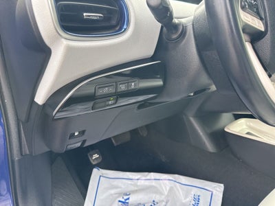 2017 Toyota Prius Three Touring