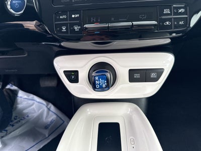 2017 Toyota Prius Three Touring