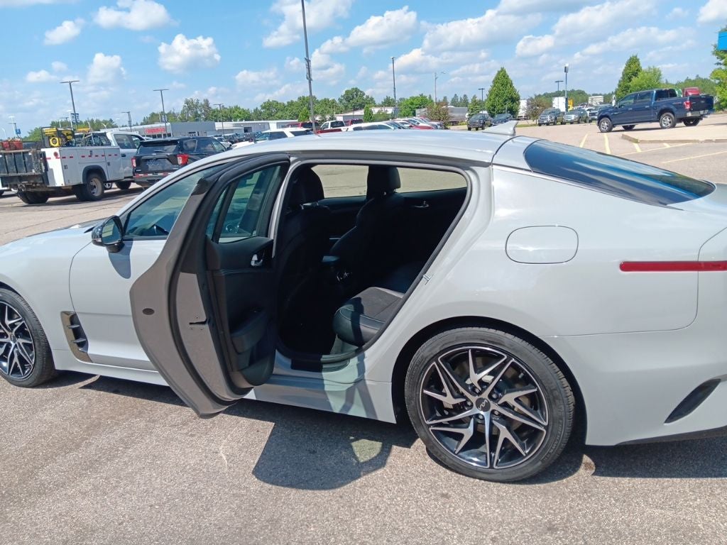 2022 Kia Stinger GT-Line