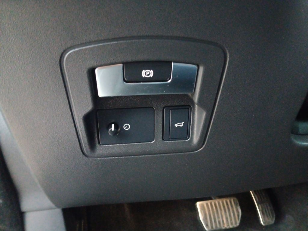 2018 Land Rover Range Rover Velar SE R-Dynamic